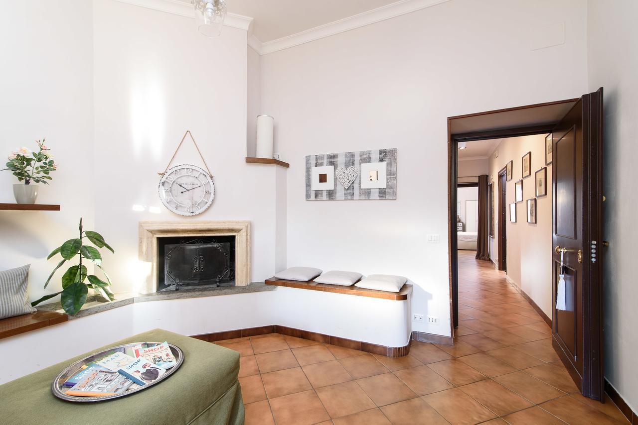 Finally Roma Apartment Buitenkant foto